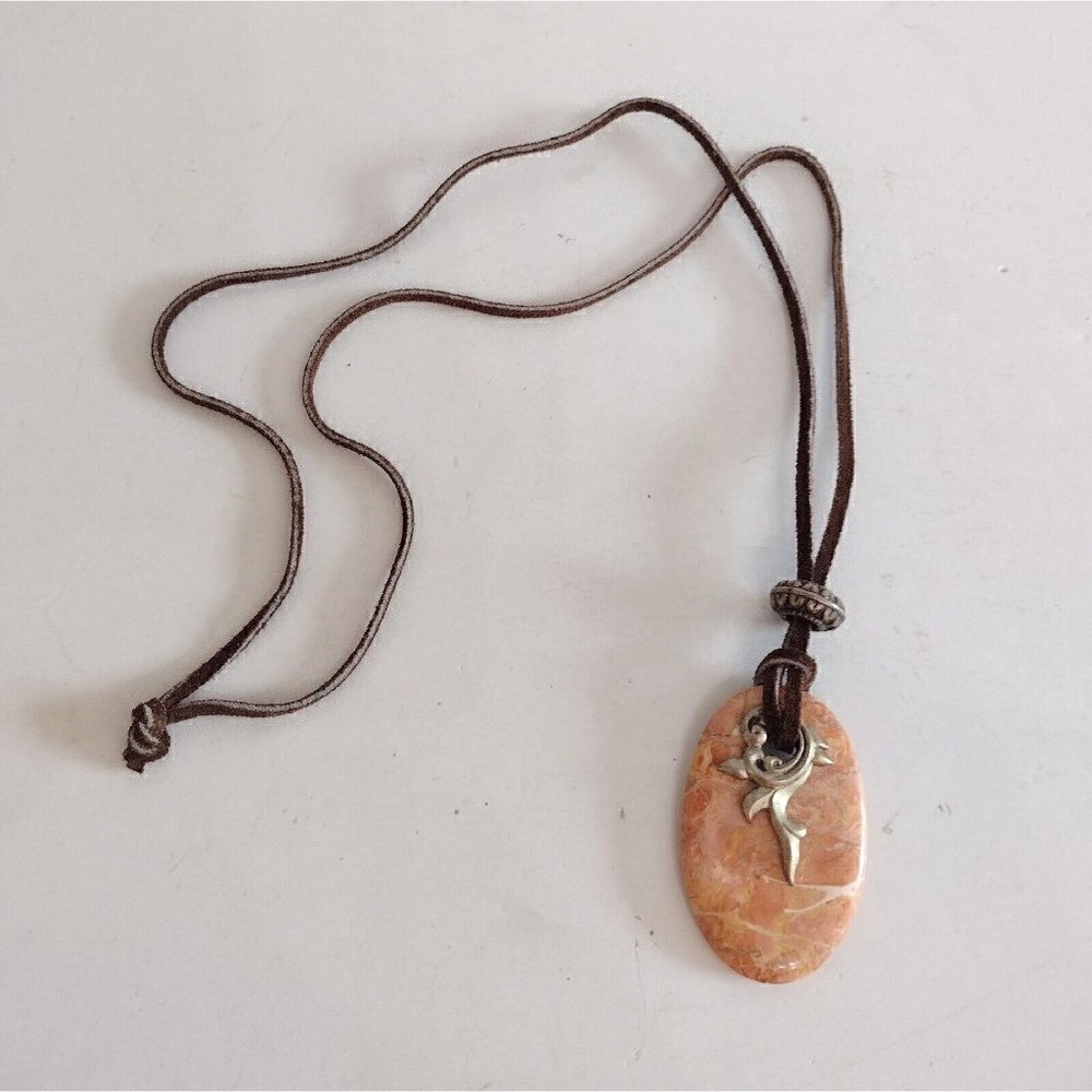 Womens Orange Pink Tan Oval Stone Pendant Necklace Leather Rope Strand